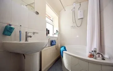 Property for Auction in Wales - 5 Orme Terrace, Bangor, Gwynedd LL57 2YT