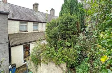 Property for Auction in Wales - 30 Hyfrydle Road, Talysarn, Caernarfon, Gwynedd LL54 6HG