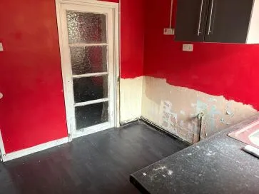 Property for Auction in Wales - 33 Dumfries Street, Treherbert, Rhondda Cynon Taff CF42 5PP