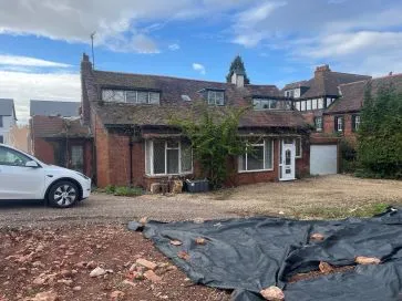 Property for Auction in Wales - 54 Cog Road, Sully, Penarth, The Vale of Glamorgan CF64 5TE