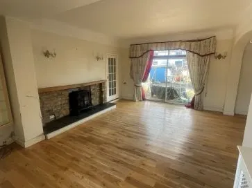 Property for Auction in Wales - 54 Cog Road, Sully, Penarth, The Vale of Glamorgan CF64 5TE