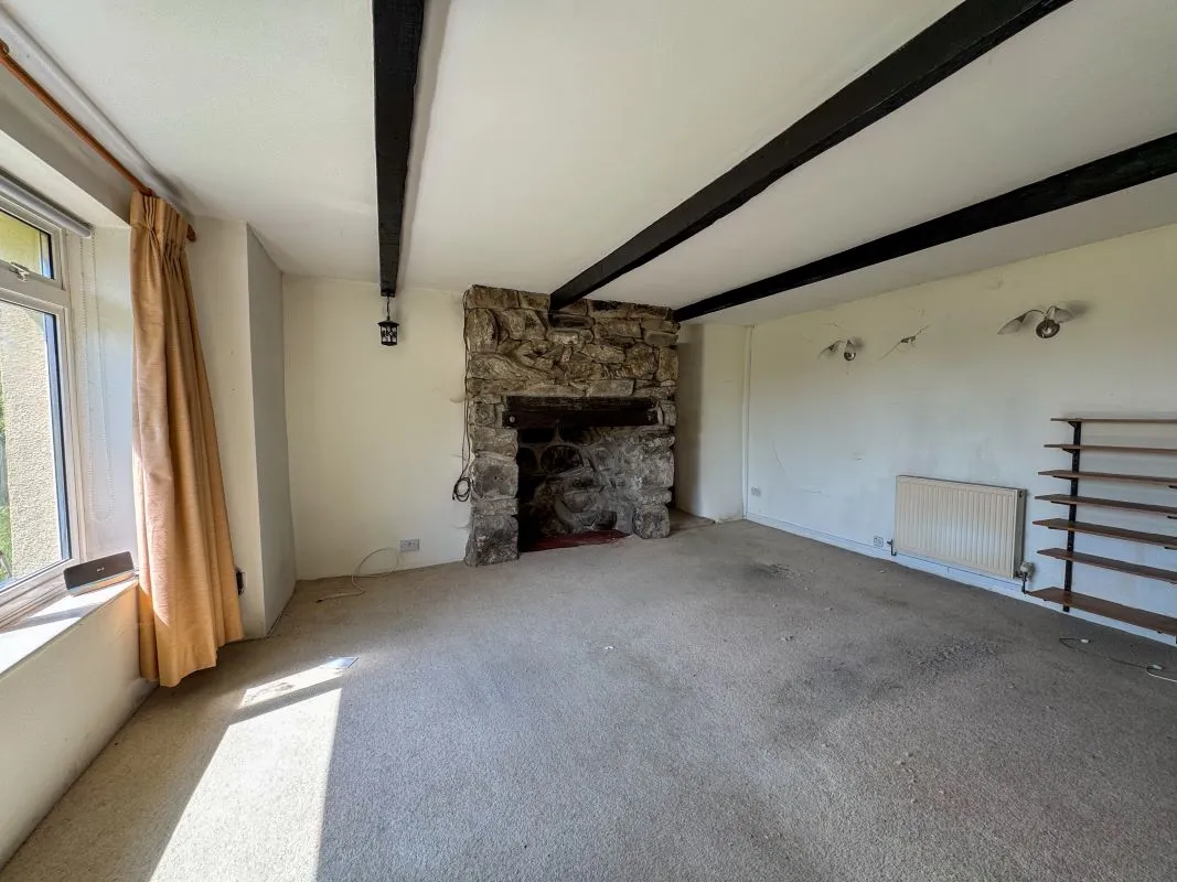 Deiniolen, Caernarfon, Gwynedd, LL55 3LU - Online Auctions