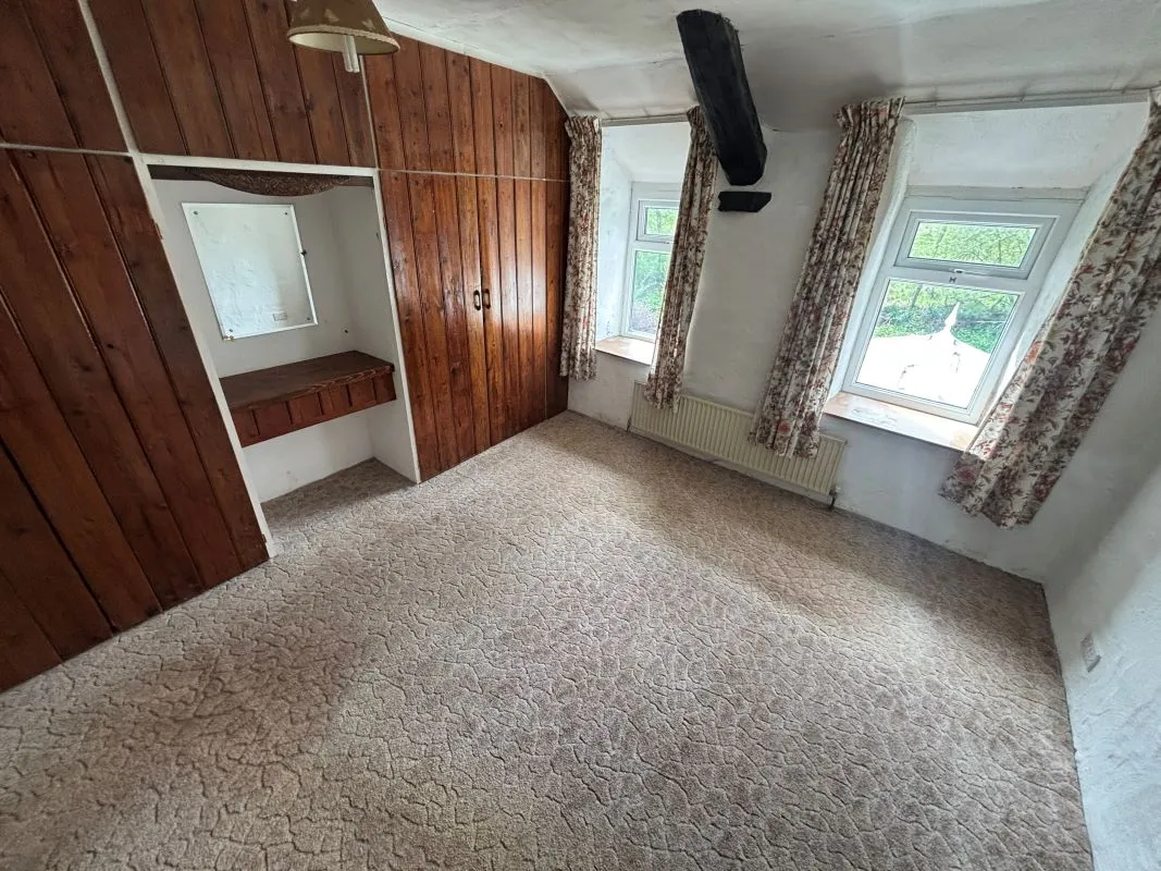 Bwlchllan, Lampeter, Dyfed, SA48 8QN - Online Auctions