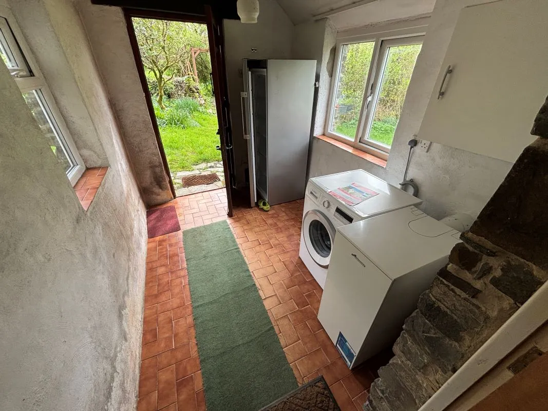 Bwlchllan, Lampeter, Dyfed, SA48 8QN - Online Auctions