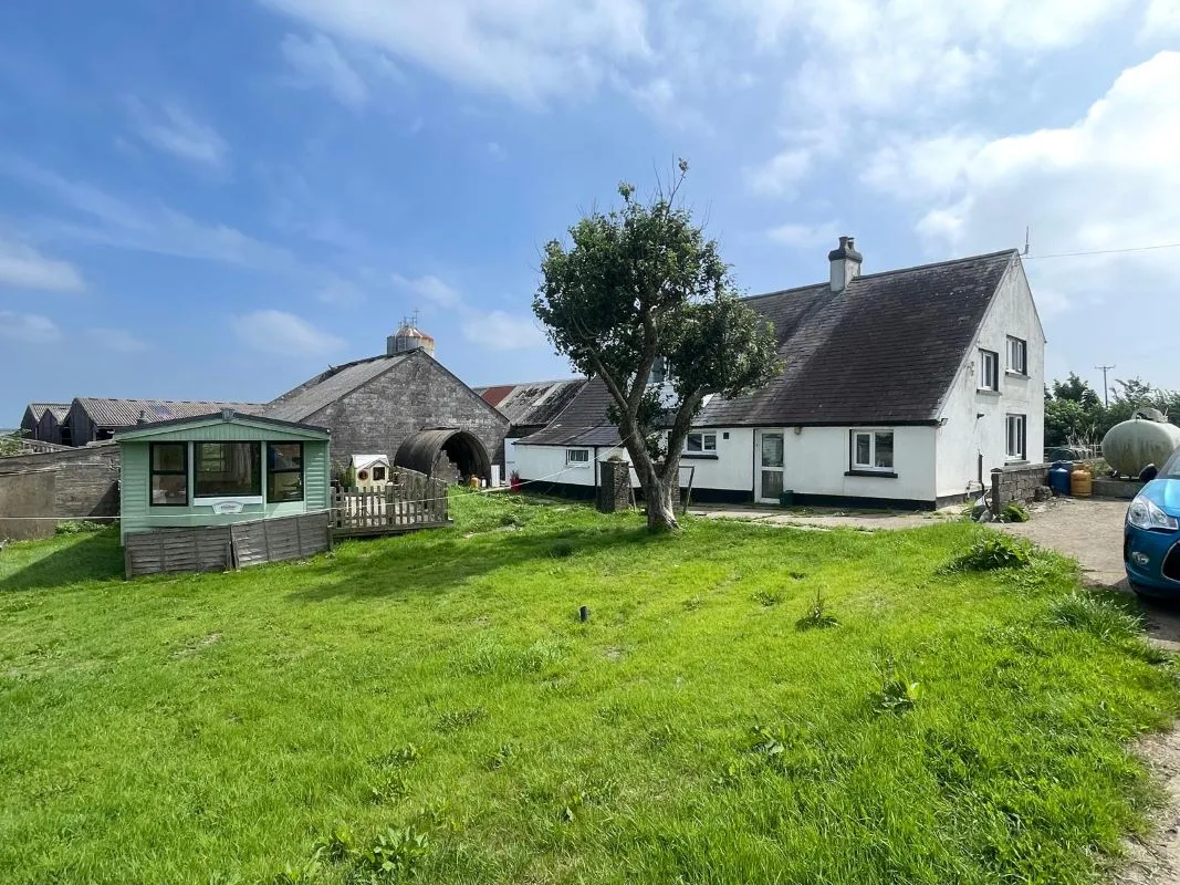 Camrose, Haverfordwest, Pembrokeshire, SA62 6JN - Online Auctions