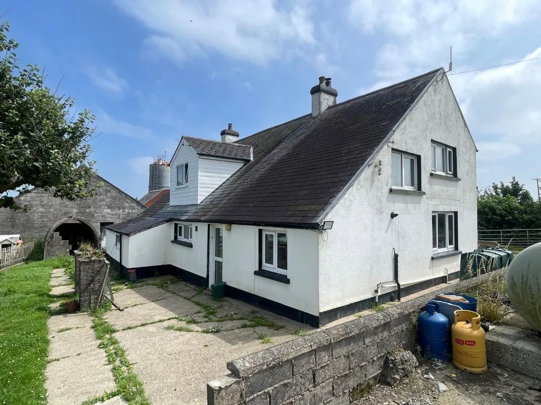 Camrose, Haverfordwest, Pembrokeshire, SA62 6JN - Online Auctions