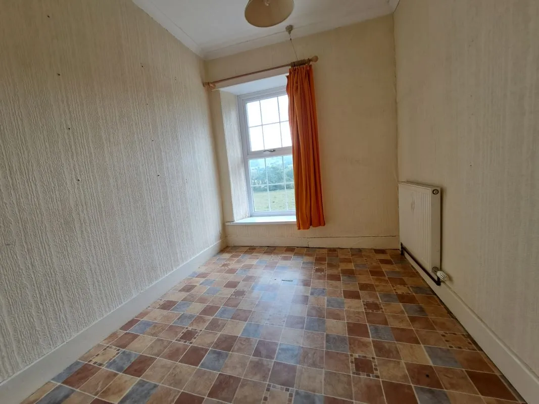 Defynnog, Brecon, Powys, LD3 8SE - Online Auctions