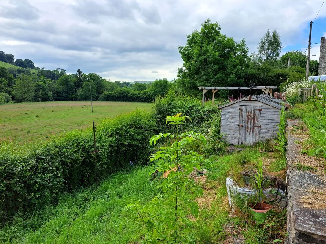 Defynnog, Brecon, Powys, LD3 8SE - Online Auctions