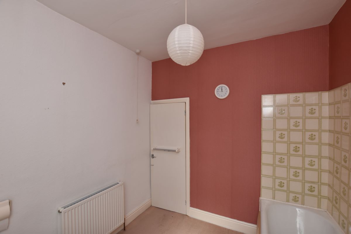 Hayleigh Avenue, Leeds, West Yorkshire, LS13 3NJ - Online Auctions