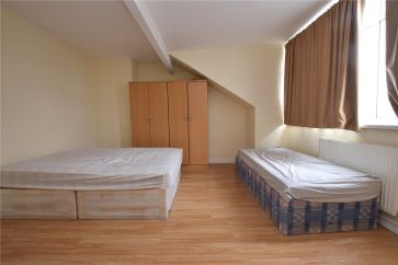 Property for Auction in West Yorkshire - 36 Autumn Avenue, Leeds , West Yorkshire LS6 1RE