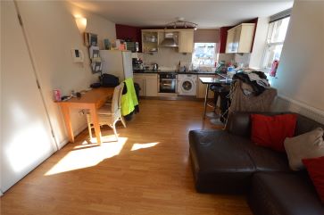 Property for Auction in West Yorkshire - Apt 4 Boothroyds House, 45 Carlton Road, Dewsbury, Dewsbury , West Yorkshire WF13 2NG