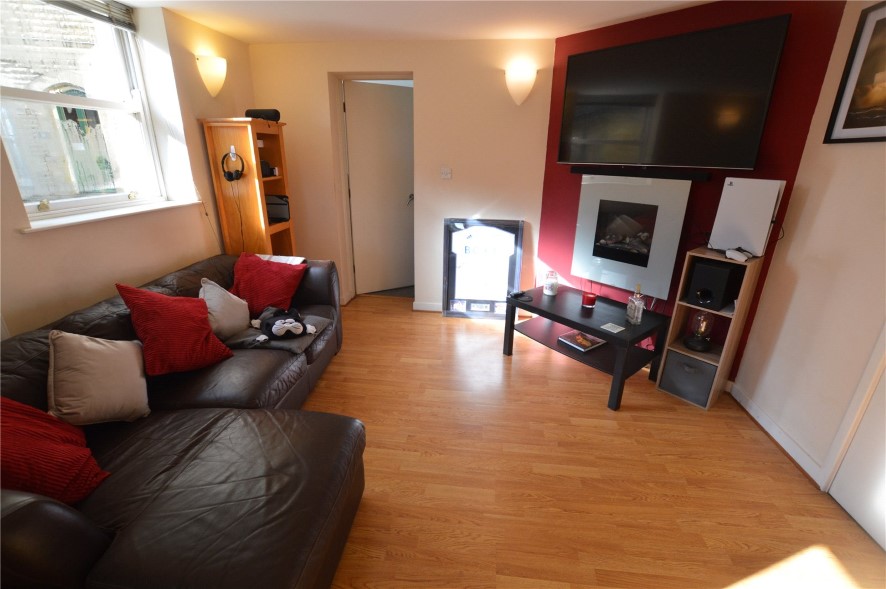 Property for Auction in West Yorkshire - Apt 4 Boothroyds House, 45 Carlton Road, Dewsbury, Dewsbury , West Yorkshire WF13 2NG