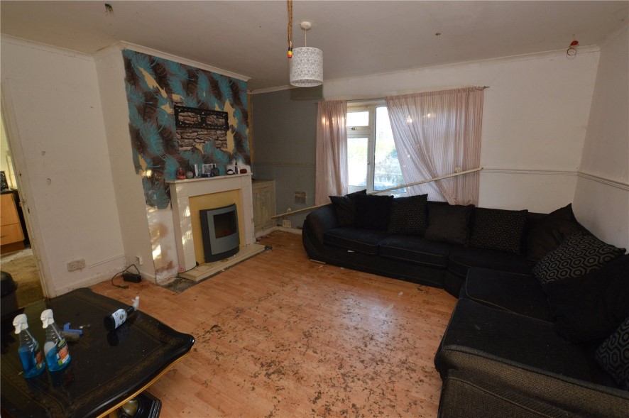 Property for Auction in West Yorkshire - 40 Acre Crescent, Leeds, West Yorkshire • LS10 4DJ