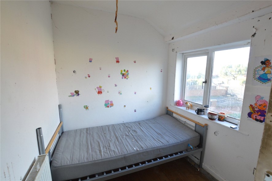 Property for Auction in West Yorkshire - 40 Acre Crescent, Leeds, West Yorkshire • LS10 4DJ