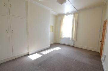 Property for Auction in West Yorkshire - 24 Oxford Road, Guiseley, Leeds , West Yorkshire LS20 9AS