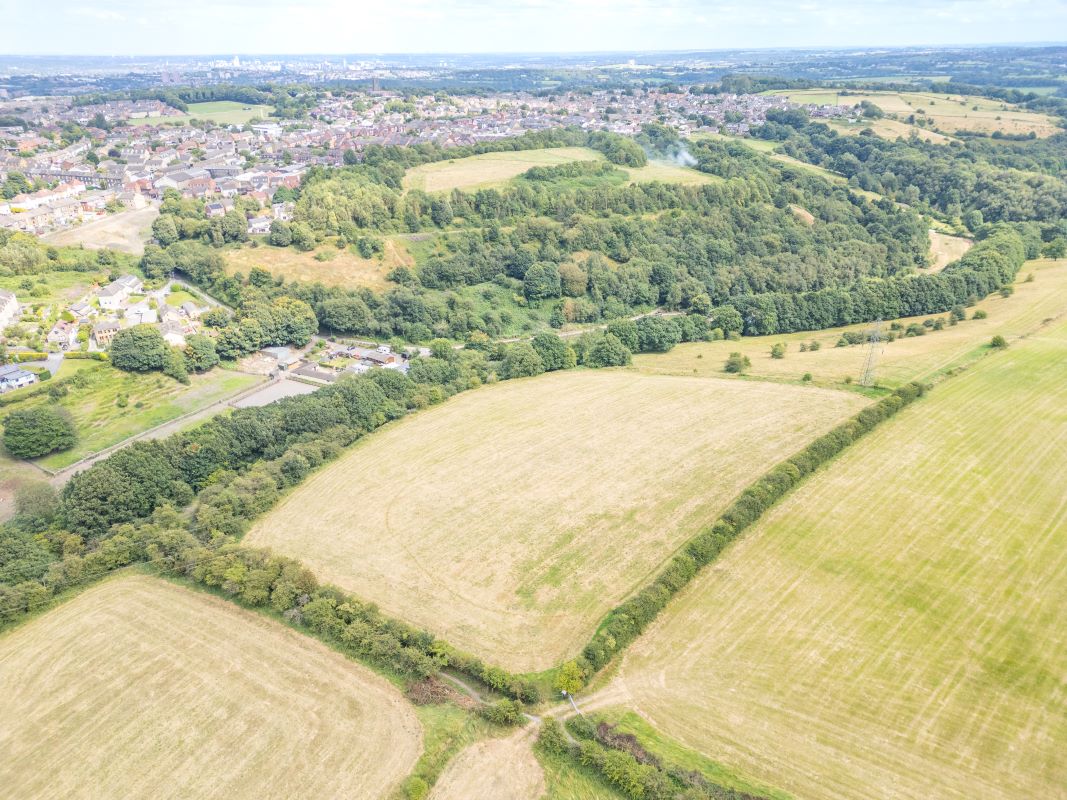 Wild Grove Farm, Wild Grove, Pudsey, West Yorkshire, LS28 8HQ - Online Auctions