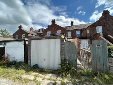 Property for Auction in West Yorkshire - 36 Stonefall Avenue, Harrogate, North Yorkshire HG2 7NP