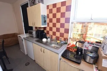 Property for Auction in West Yorkshire - 10 Nursery Mount, Leeds, West Yorkshire LS10 3ES