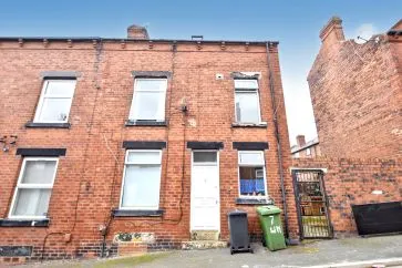 Property for Auction in West Yorkshire - 7 Woodview Mount, Leeds, West Yorkshire LS11 6LG