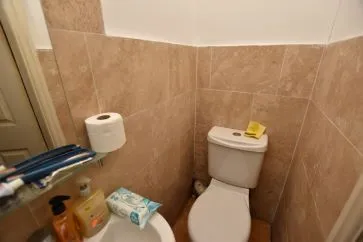 Property for Auction in West Yorkshire - 7 Woodview Mount, Leeds, West Yorkshire LS11 6LG