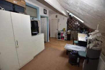 Property for Auction in West Yorkshire - 7 Woodview Mount, Leeds, West Yorkshire LS11 6LG