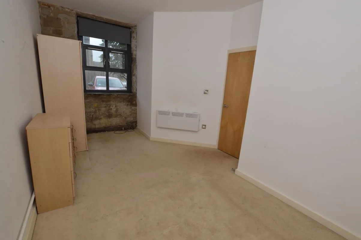 Highgate Mill Fold, Queensbury, Bradford, West Yorkshire, BD13 2SL - Online Auctions