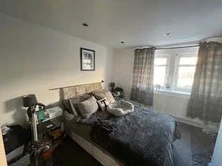 Town Street, Yeadon, Leeds, West Yorkshire, LS19 7EQ - Online Auctions