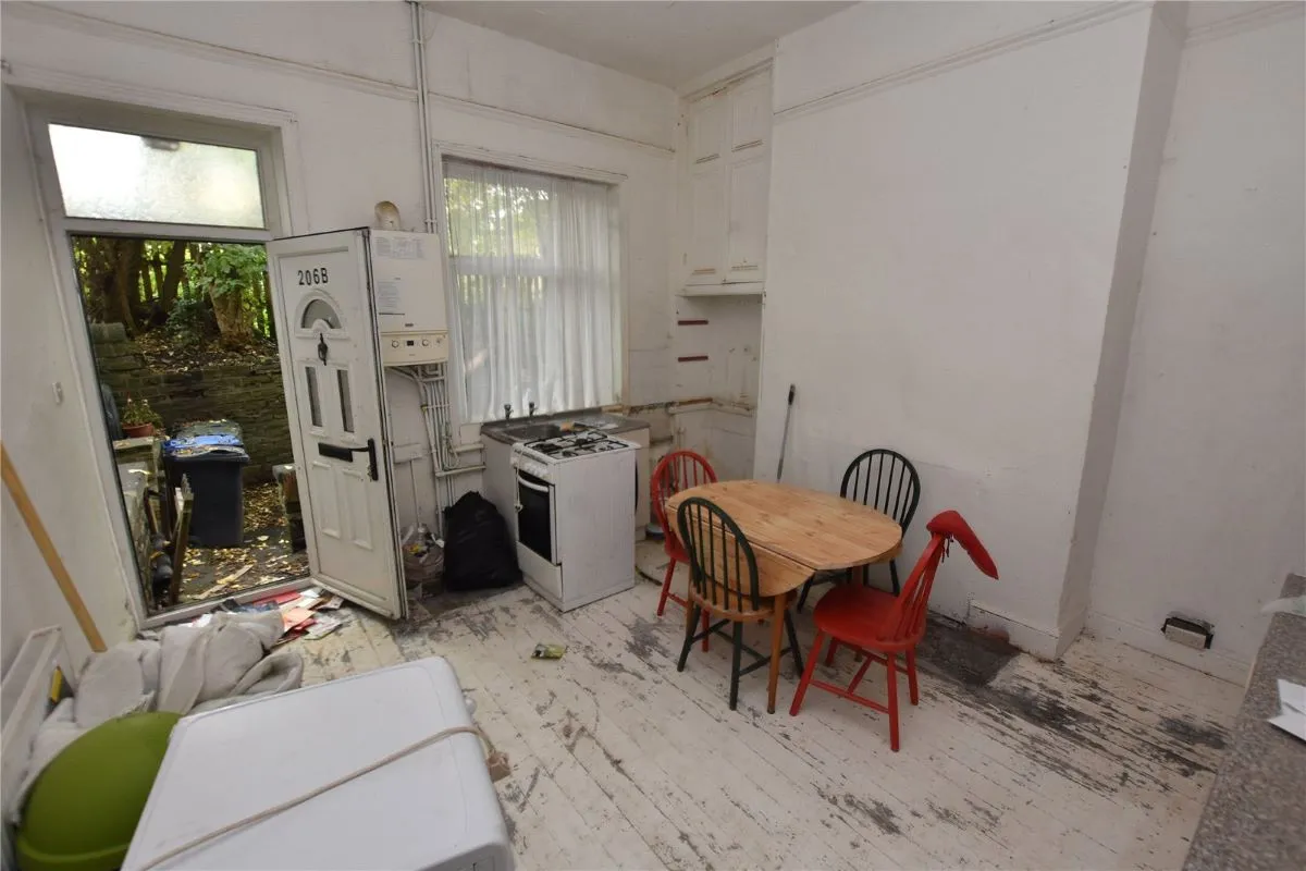 Oakworth Road, Keighley, West Yorkshire, BD21 1QH - Online Auctions