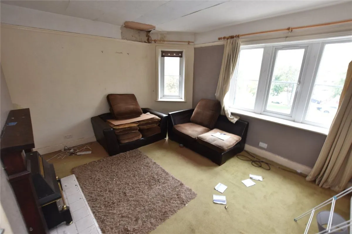 Oakworth Road, Keighley, West Yorkshire, BD21 1QH - Online Auctions