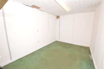 Property for Auction in West Yorkshire - 31 Market Street, Hemsworth, Pontefract, West Yorkshire WF9 4LB