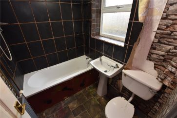 Property for Auction in West Yorkshire - 79 Lincoln Street, York, North Yorkshire YO26 4YP