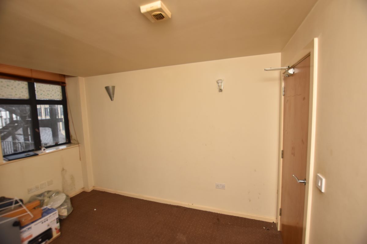 Landmark House, Broadway, Bradford, West Yorkshire, BD1 1JB - Online Auctions