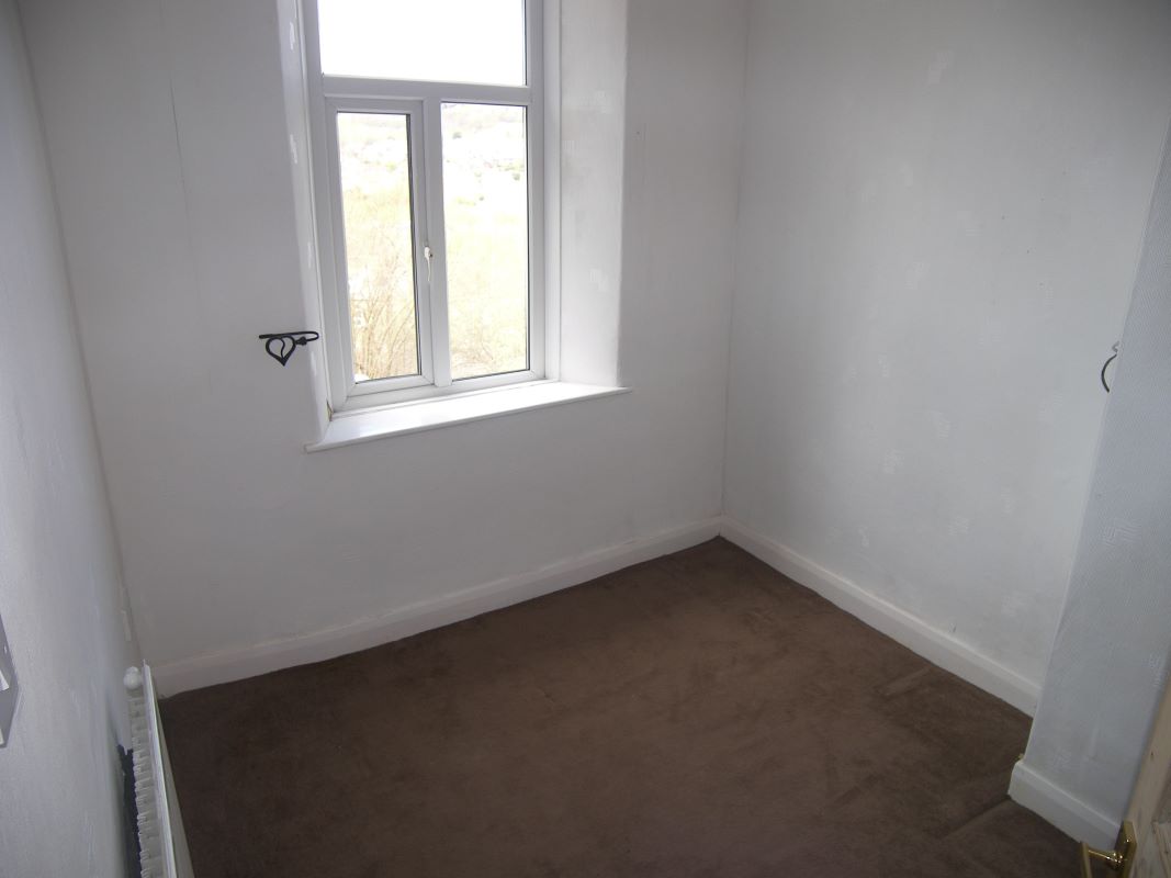 Halifax Road, Keighley, West Yorkshire, BD21 5ET - Online Auctions