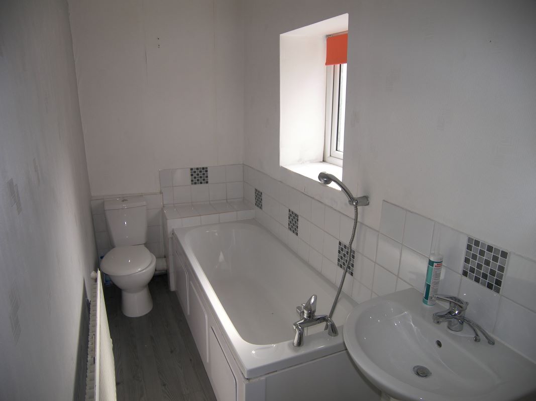 Halifax Road, Keighley, West Yorkshire, BD21 5ET - Online Auctions