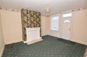Property for Auction in West Yorkshire - 2 Cliffe Houses, Micklefield, Leeds , West Yorkshire LS25 4BY