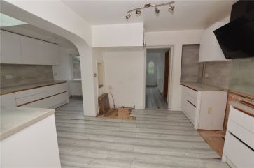 Property for Auction in West Yorkshire - 58 Otley Old Road, Cookridge, Leeds , West Yorkshire LS16 6LQ