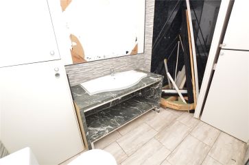 Property for Auction in West Yorkshire - 58 Otley Old Road, Cookridge, Leeds , West Yorkshire LS16 6LQ