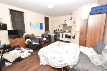 Property for Auction in West Yorkshire - Room 30 St. Anns Lodge, St Anns Lane, Leeds , West Yorkshire LS4 2SJ