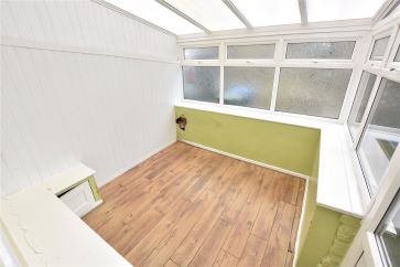 Property for Auction in West Yorkshire - 1 Bridge Road, Sutton-in-Craven, North Yorkshire BD20 7ES