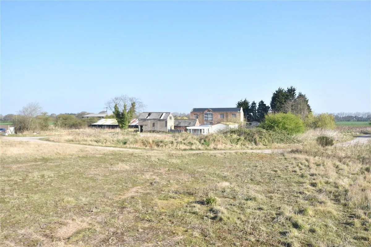 Woodend Farm, Broad Lane, Cawood, Selby, North Yorkshire, YO8 3UE - Online Auctions