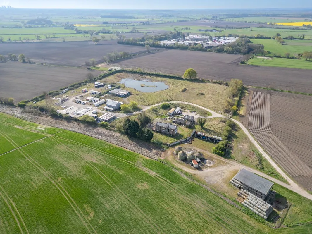 Woodend Farm, Broad Lane, Cawood, Selby, North Yorkshire, YO8 3UE - Online Auctions