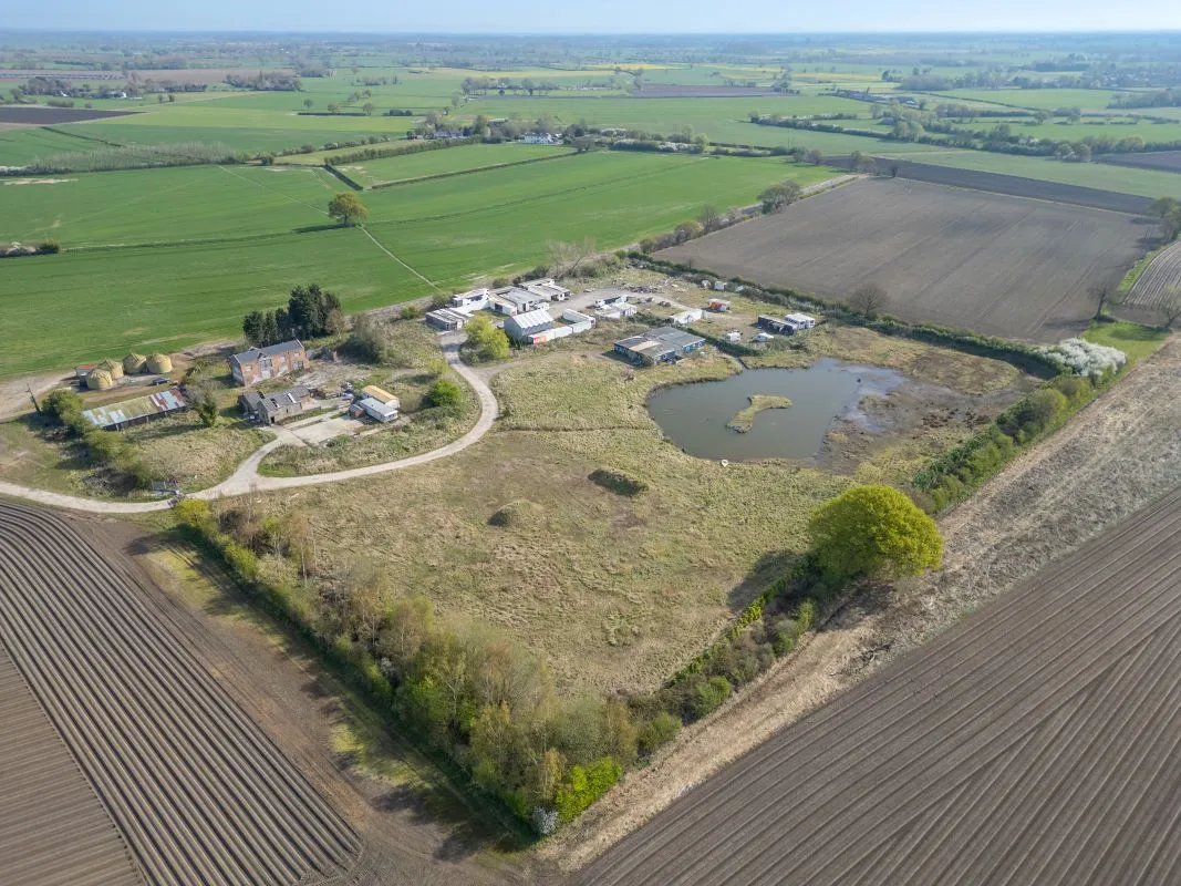 Woodend Farm, Broad Lane, Cawood, Selby, North Yorkshire, YO8 3UE - Online Auctions