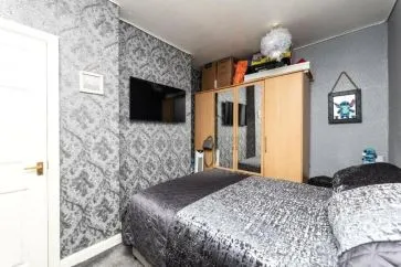 Property for Auction in West Yorkshire - 138 Snape Hill Road, Darfield, Barnsley , South Yorkshire S73 9LT
