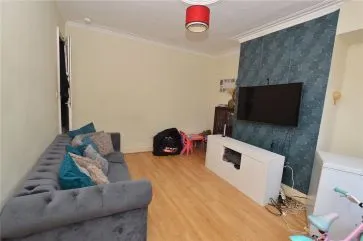 Property for Auction in West Yorkshire - 20 Lascelles Road West, Leeds, West Yorkshire LS8 5PP