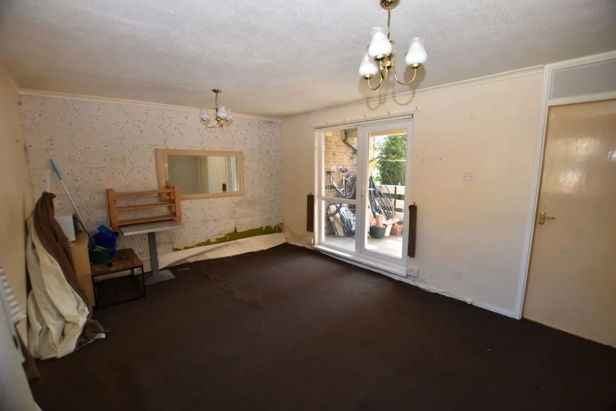 Frizley Gardens, Bradford, West Yorkshire, BD9 4LZ - Online Auctions