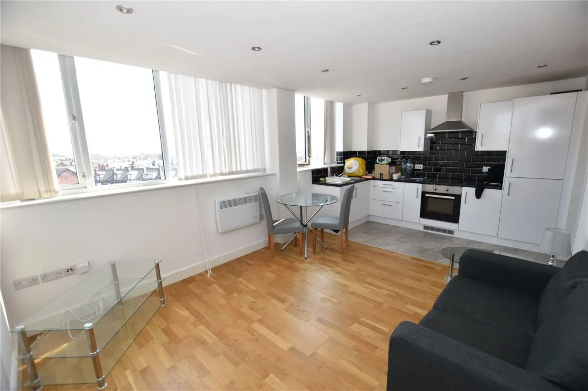 York Towers, York Road, Leeds, West Yorkshire, LS9 6FB - Online Auctions