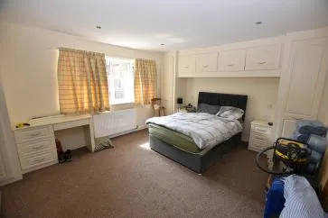 Property for Auction in West Yorkshire - 599A Leeds Road, Wakefield, West Yorkshire WF1 2JL