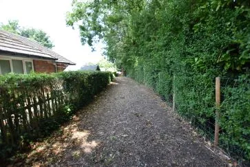 Property for Auction in West Yorkshire - 599A Leeds Road, Wakefield, West Yorkshire WF1 2JL