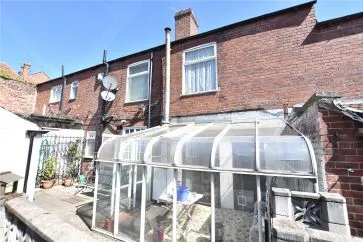 Property for Auction in West Yorkshire - 19-21 Gillygate, Pontefract, West Yorkshire WF8 1PH