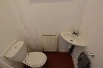 Property for Auction in West Yorkshire - 23A High Street, Ossett, West Yorkshire WF5 9QS
